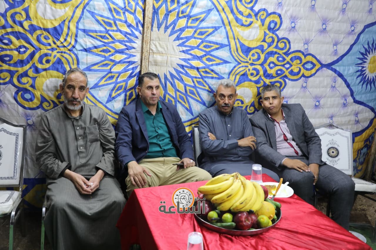 Madar Al-Saa Images 0.6243422944286507