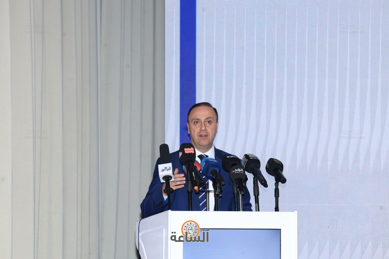 Madar Al-Saa Images 0.9020780280239065