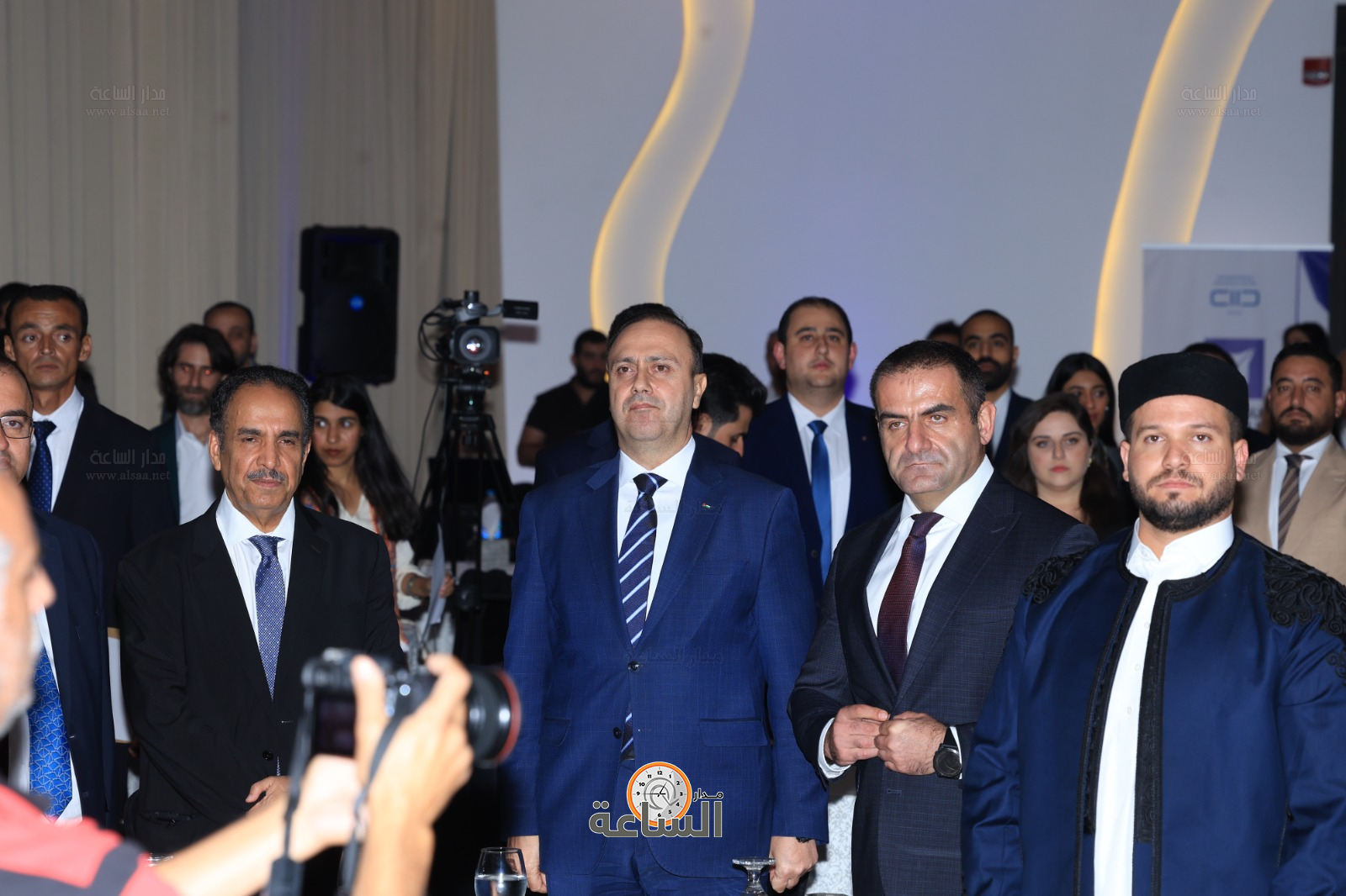 Madar Al-Saa Images 0.05122138755523009