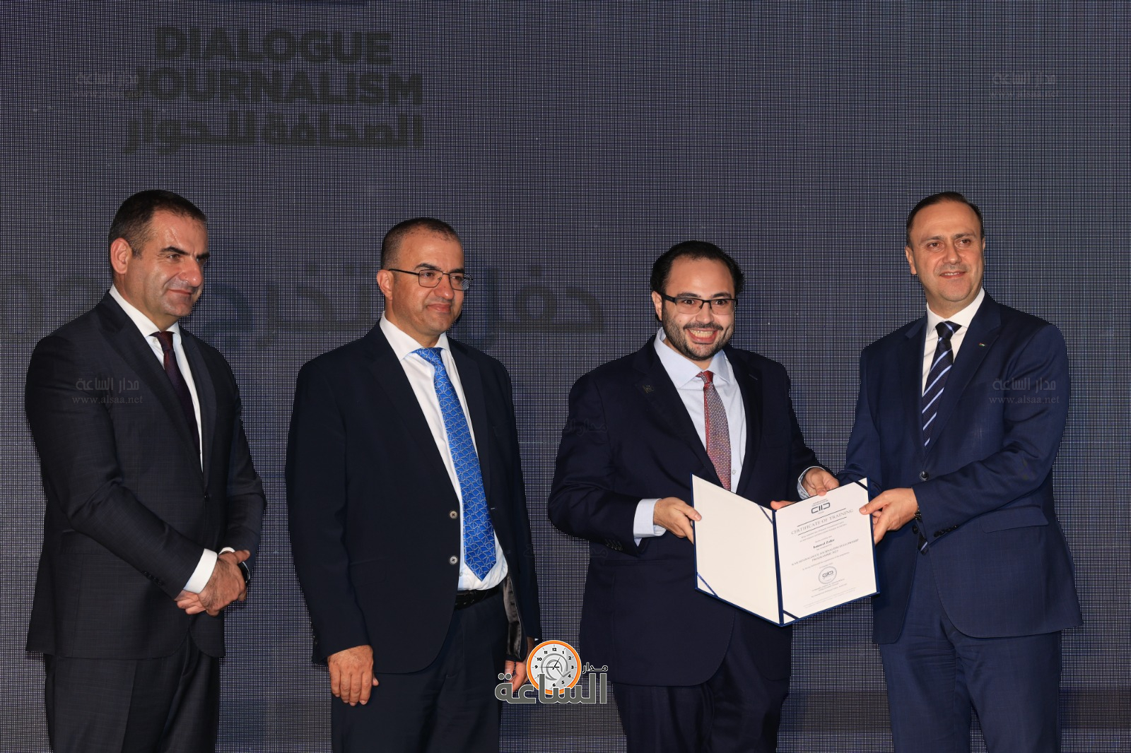 Madar Al-Saa Images 0.46793877683694873