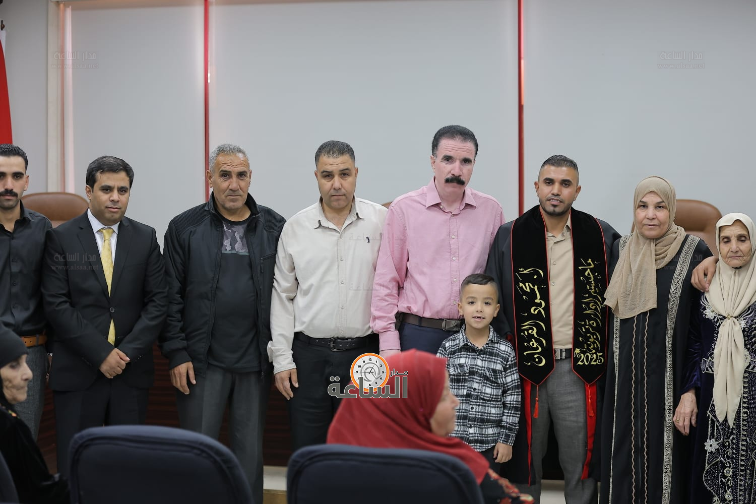 Madar Al-Saa Images 0.4453344908355842