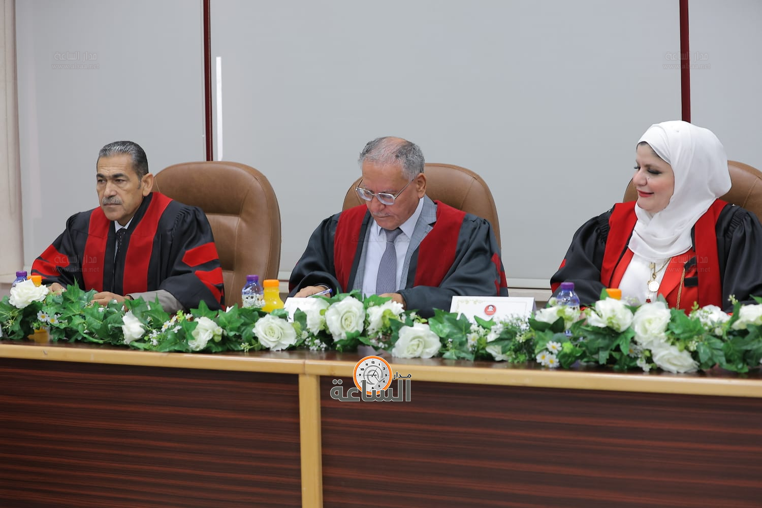 Madar Al-Saa Images 0.9360743608252136