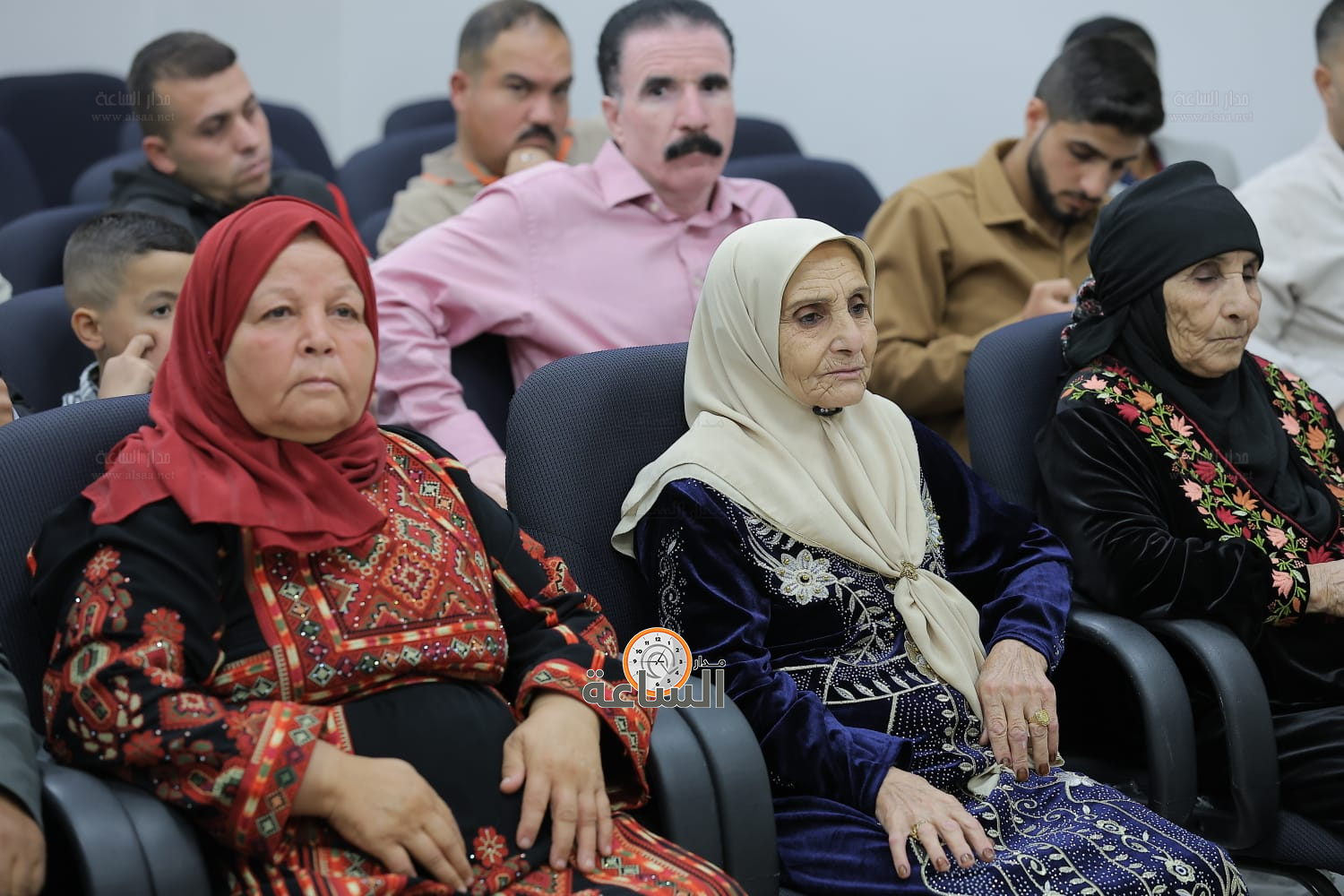 Madar Al-Saa Images 0.399322389583754