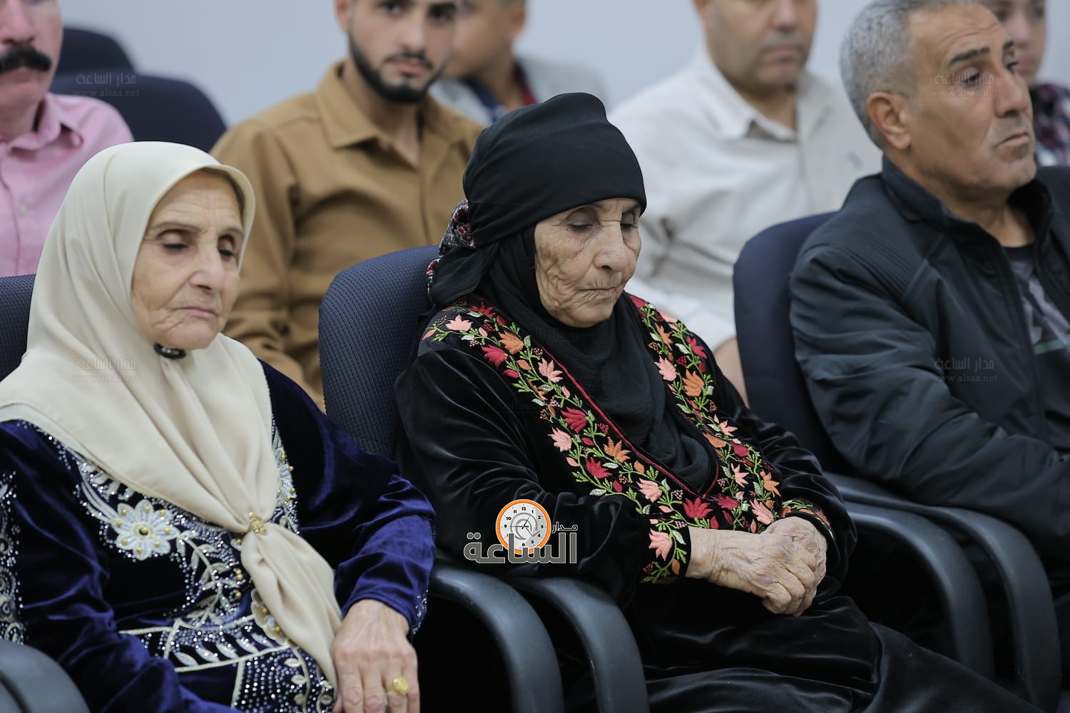 Madar Al-Saa Images 0.6786281953620936