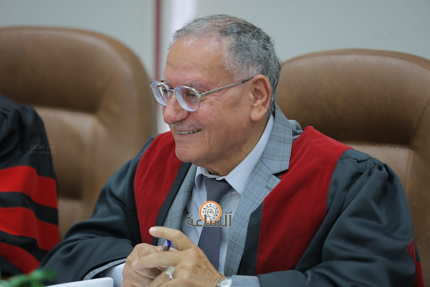 Madar Al-Saa Images 0.4956393572687704