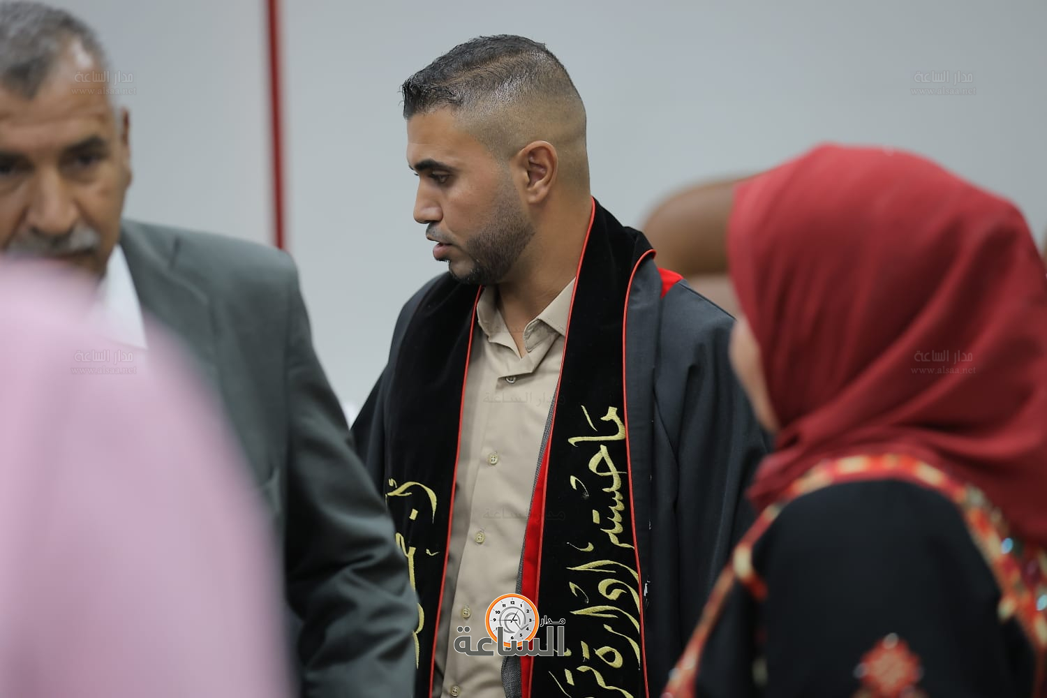 Madar Al-Saa Images 0.2005628610371365