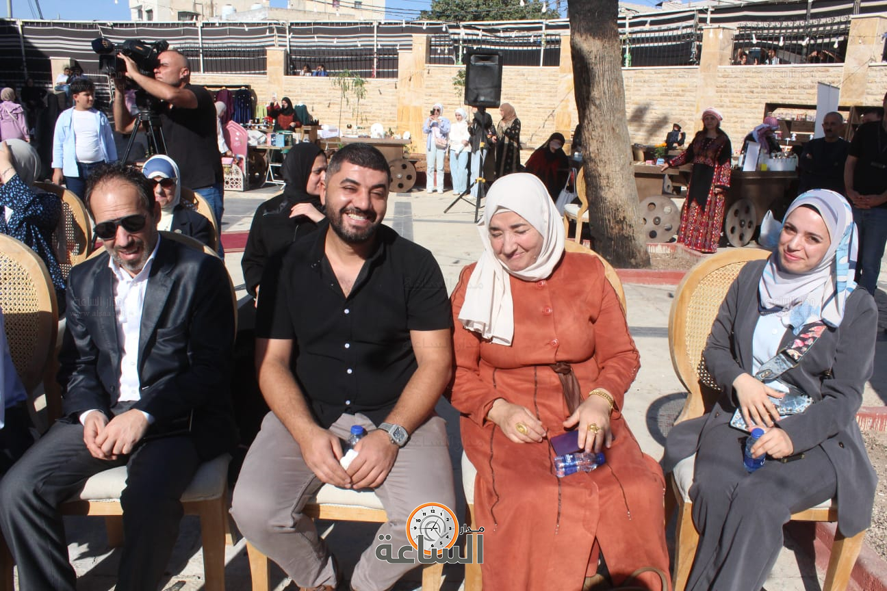 Madar Al-Saa Images 0.8414408732299947