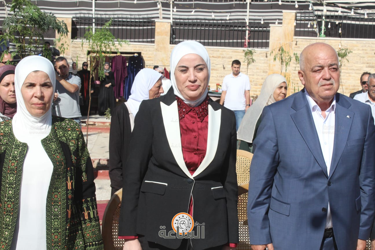 Madar Al-Saa Images 0.5128372630749538