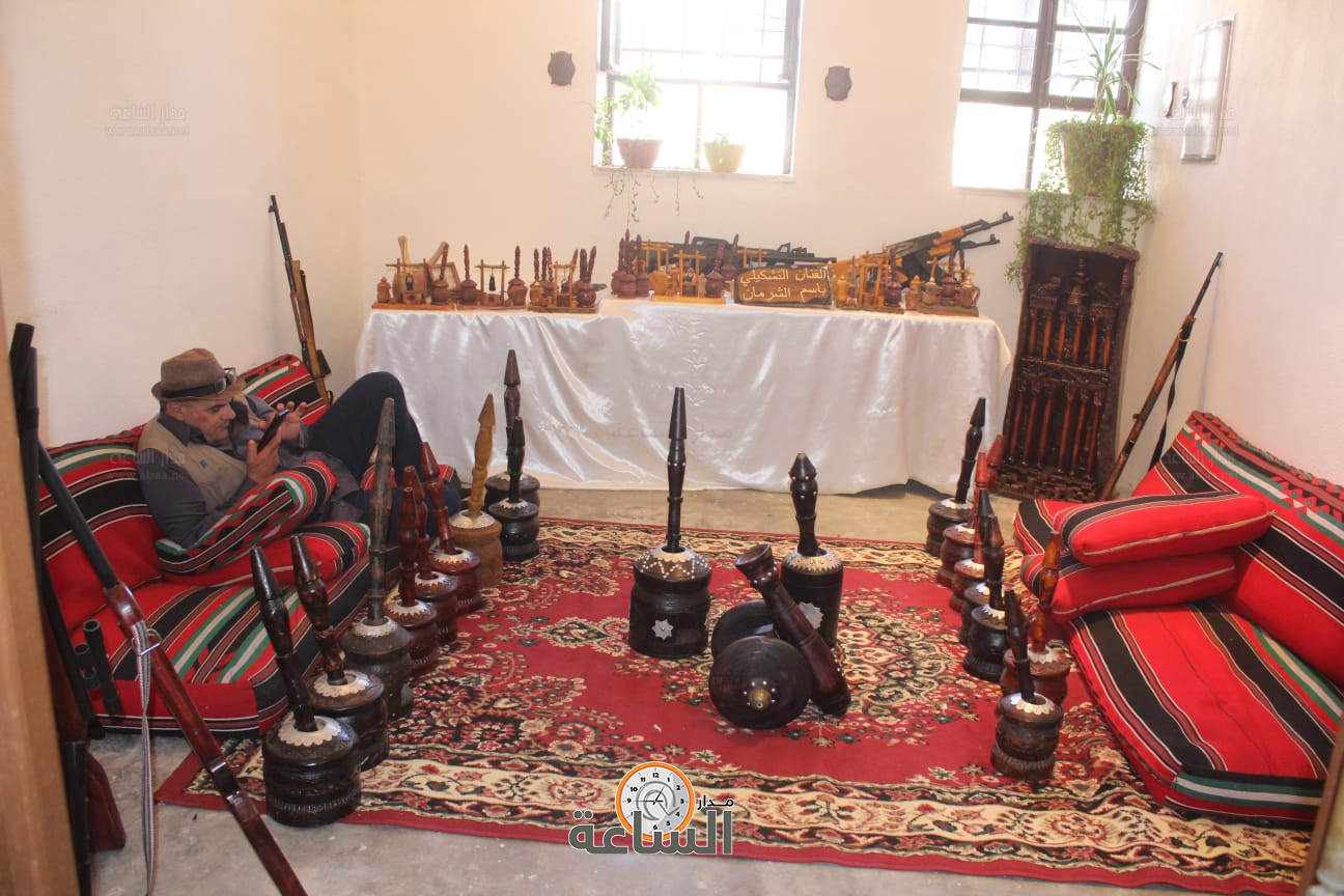 Madar Al-Saa Images 0.00590146124707569