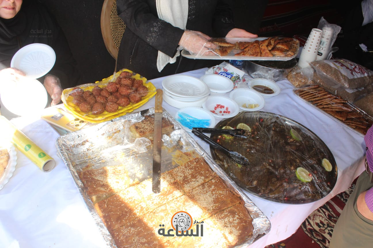 Madar Al-Saa Images 0.021641213592890174