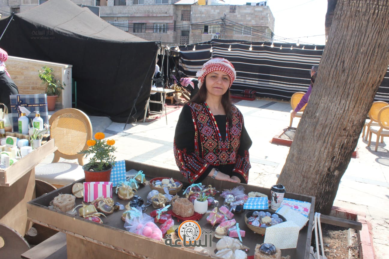 Madar Al-Saa Images 0.8206025916473683