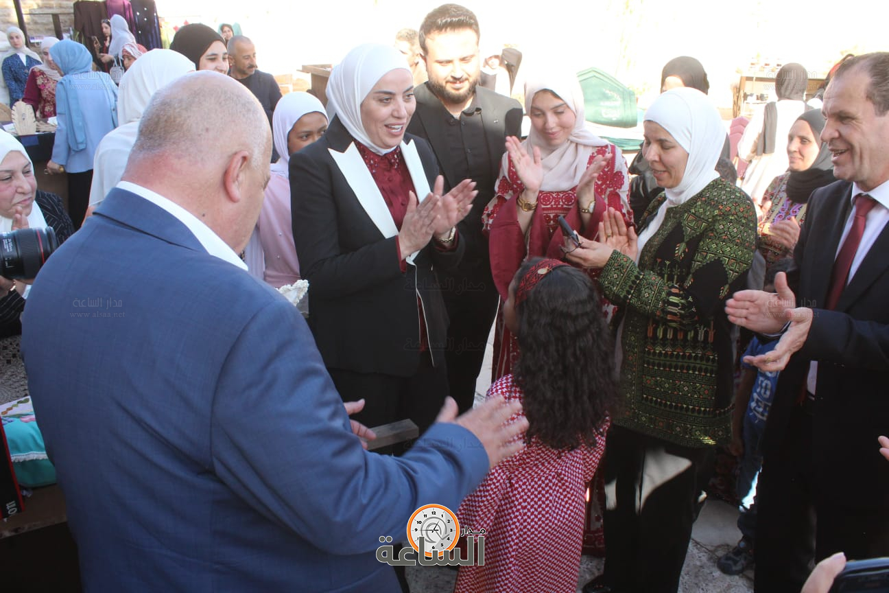 Madar Al-Saa Images 0.618572377312916