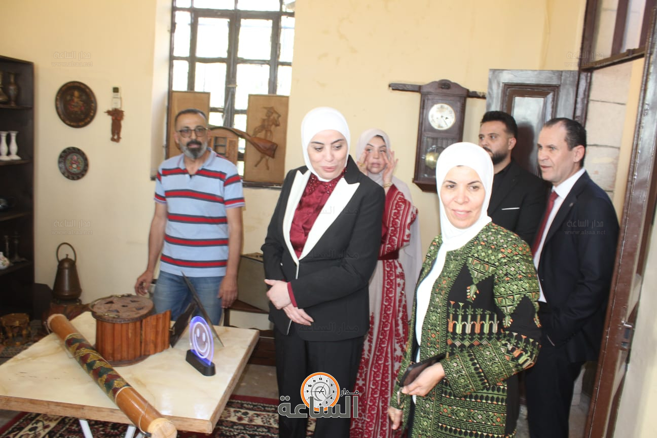 Madar Al-Saa Images 0.027263166441545805