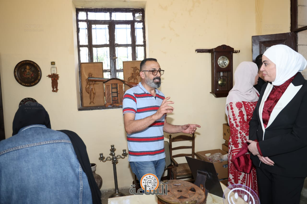 Madar Al-Saa Images 0.23242519257496086