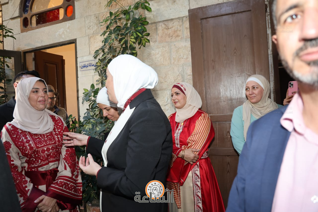 Madar Al-Saa Images 0.03898446738285277