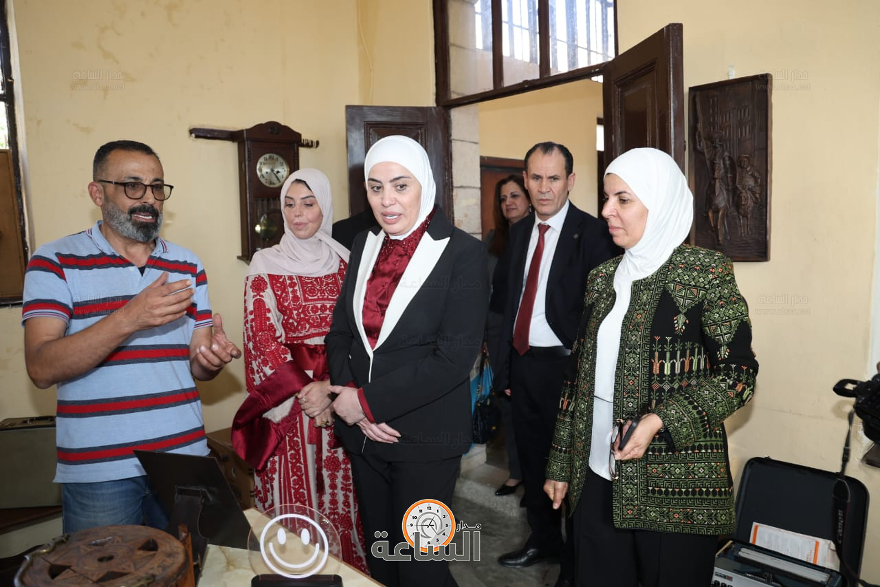 Madar Al-Saa Images 0.7916590386587287