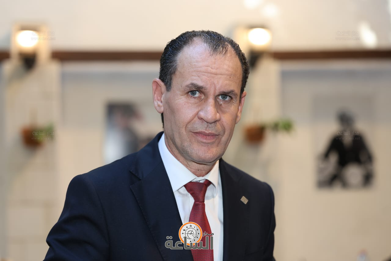 Madar Al-Saa Images 0.8373300640928939