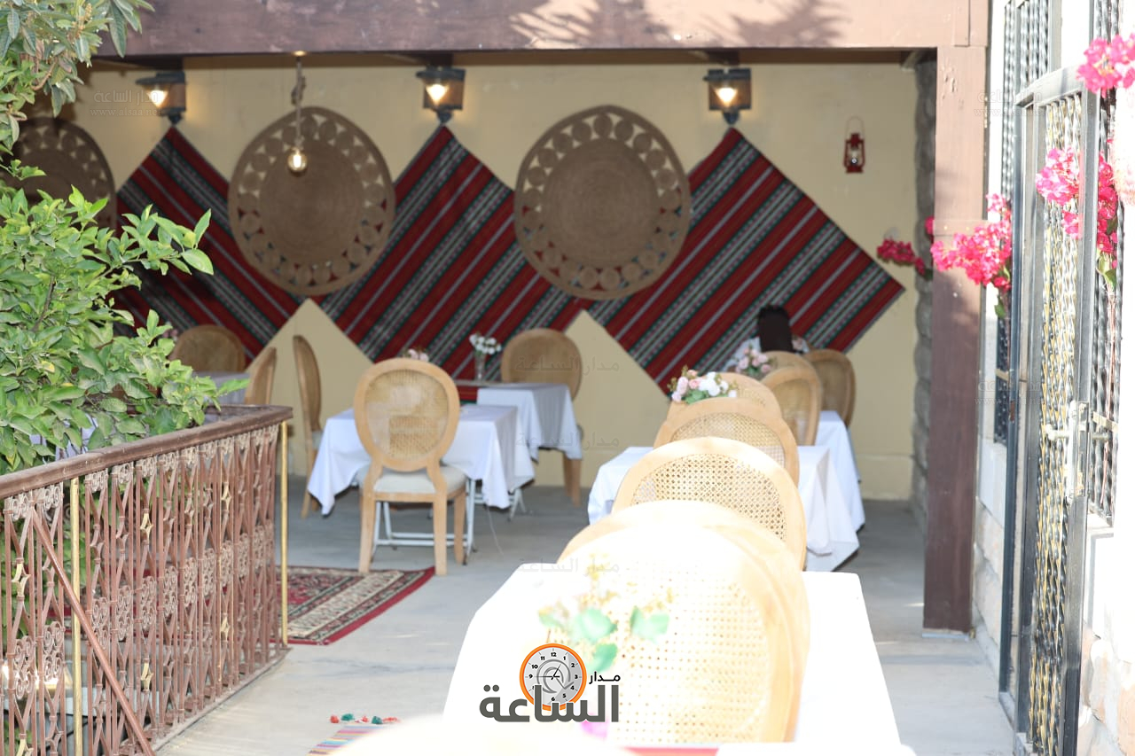 Madar Al-Saa Images 0.14190397483611383