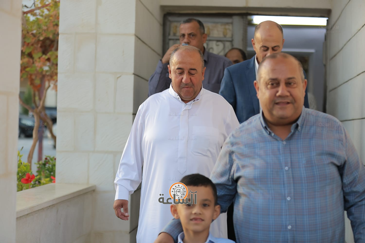 Madar Al-Saa Images 0.5306846063407376