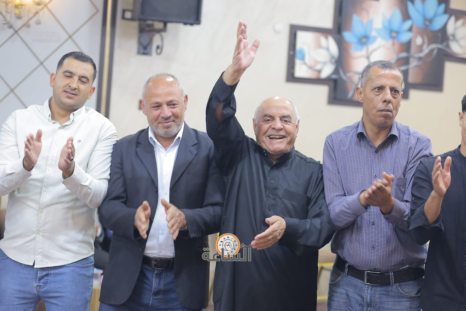 Madar Al-Saa Images 0.5334075463980831