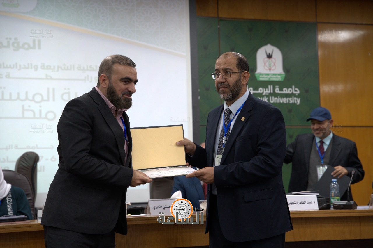 Madar Al-Saa Images 0.77029300626331