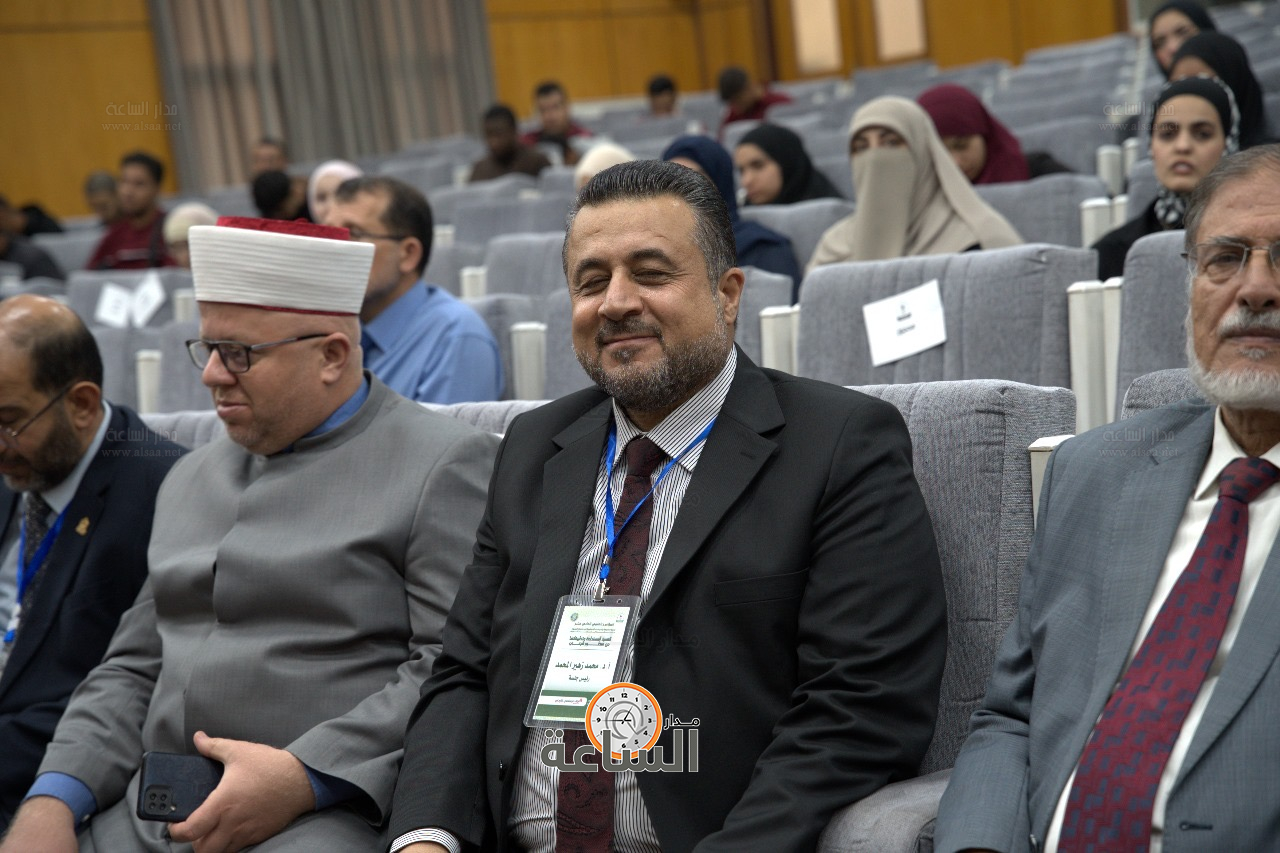 Madar Al-Saa Images 0.7560229393225911