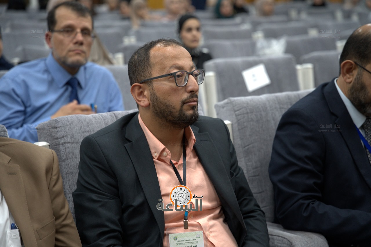 Madar Al-Saa Images 0.9787211874579426