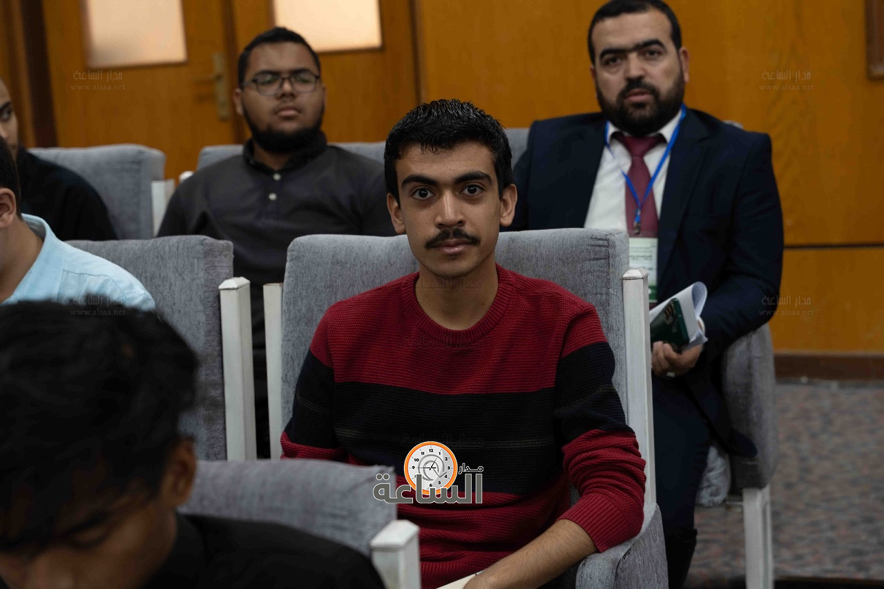 Madar Al-Saa Images 0.4014150841489236