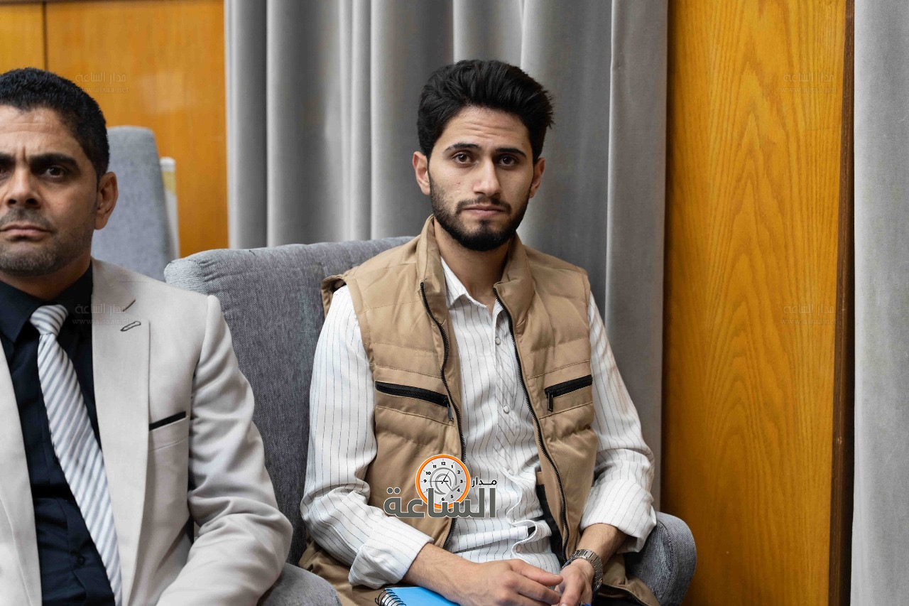 Madar Al-Saa Images 0.8395465587182649