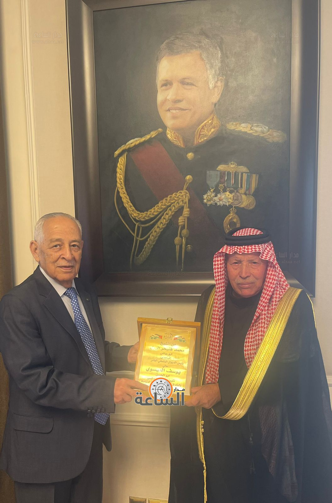 Madar Al-Saa Images 0.3736903357023783