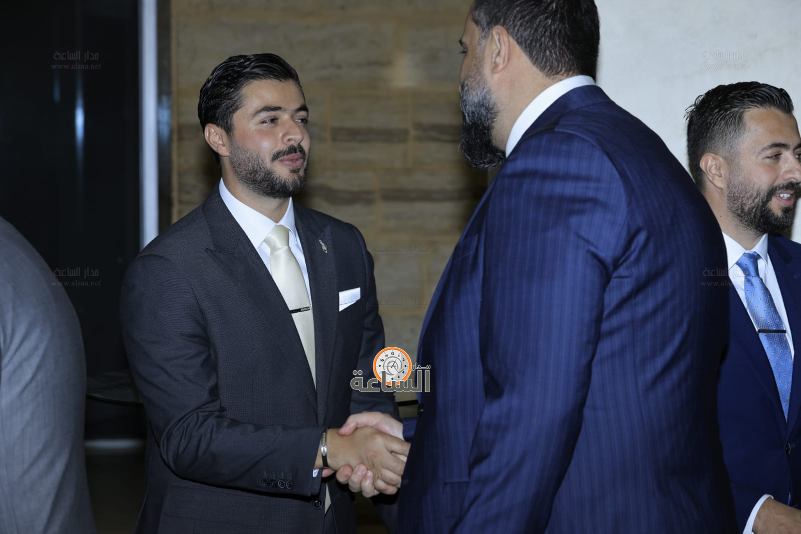 Madar Al-Saa Images 0.45568236793293393