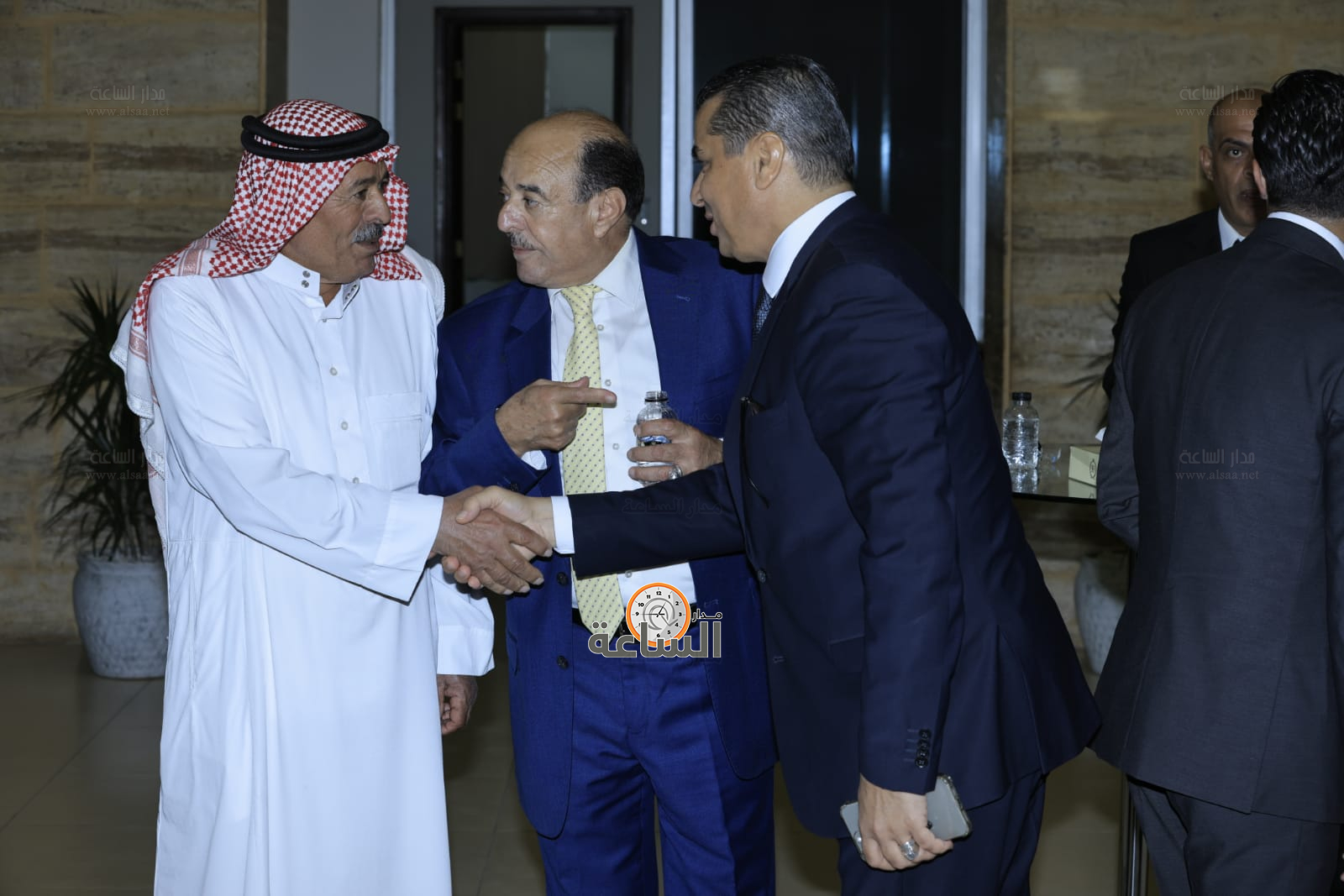 Madar Al-Saa Images 0.29378177276438433