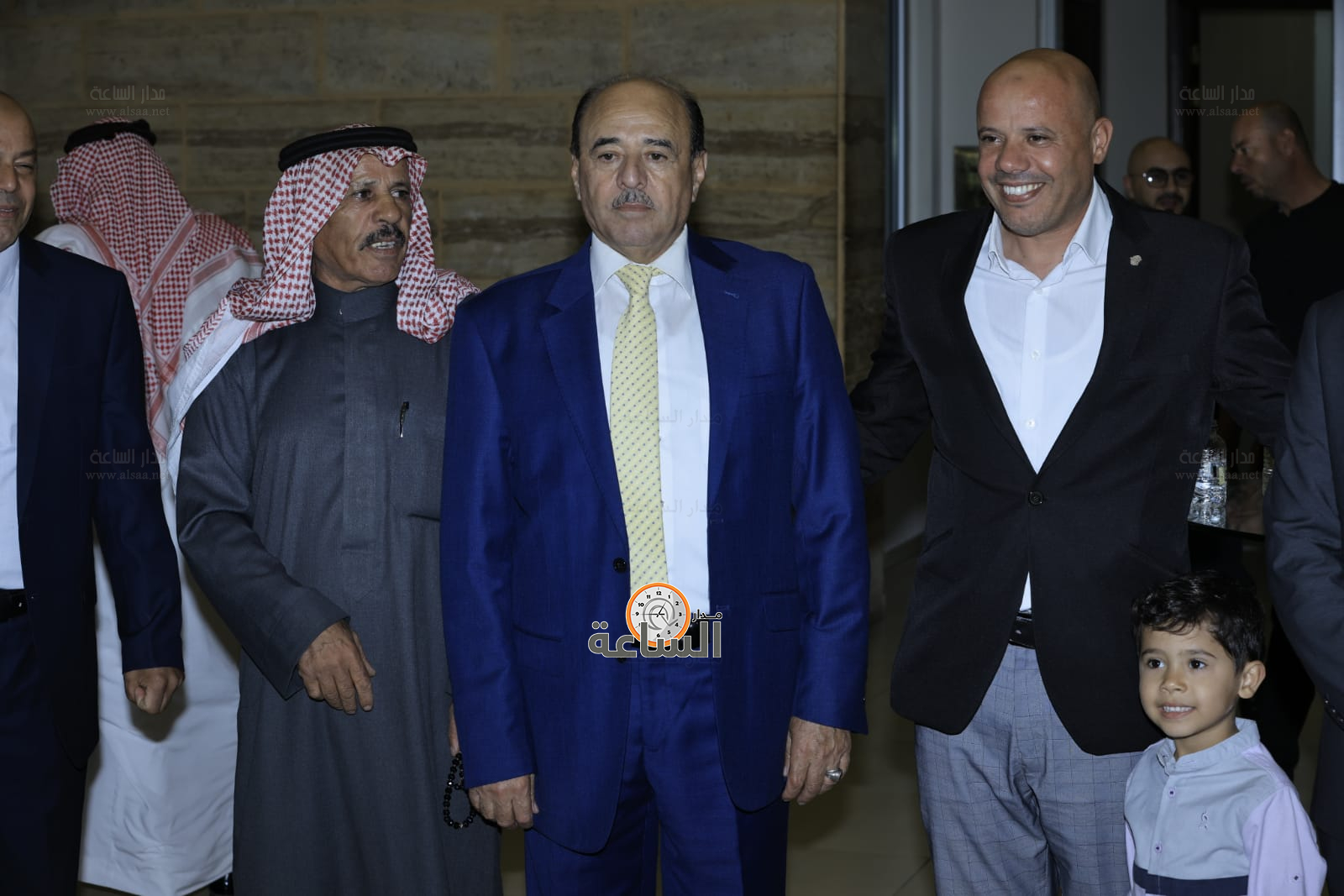 Madar Al-Saa Images 0.652775708695747