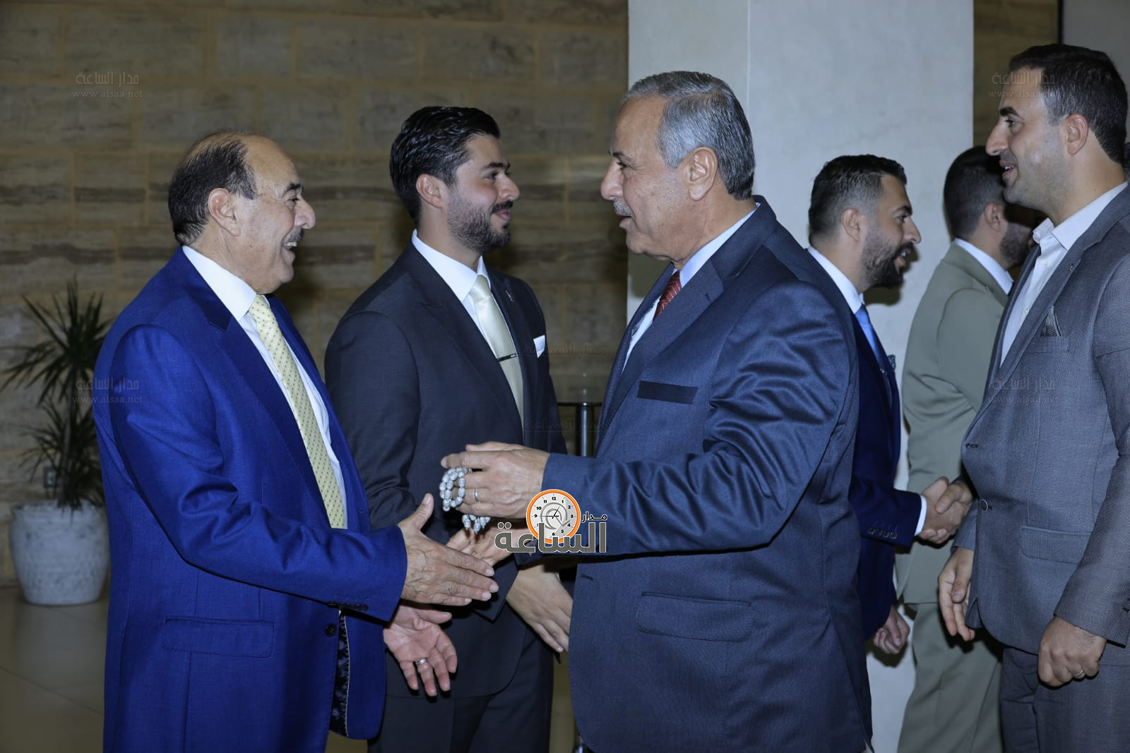 Madar Al-Saa Images 0.2949822885048633