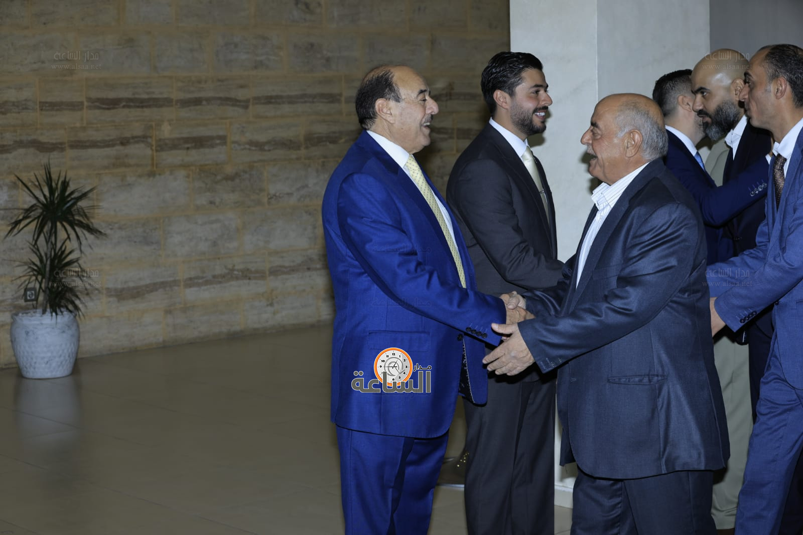 Madar Al-Saa Images 0.6177327140556917