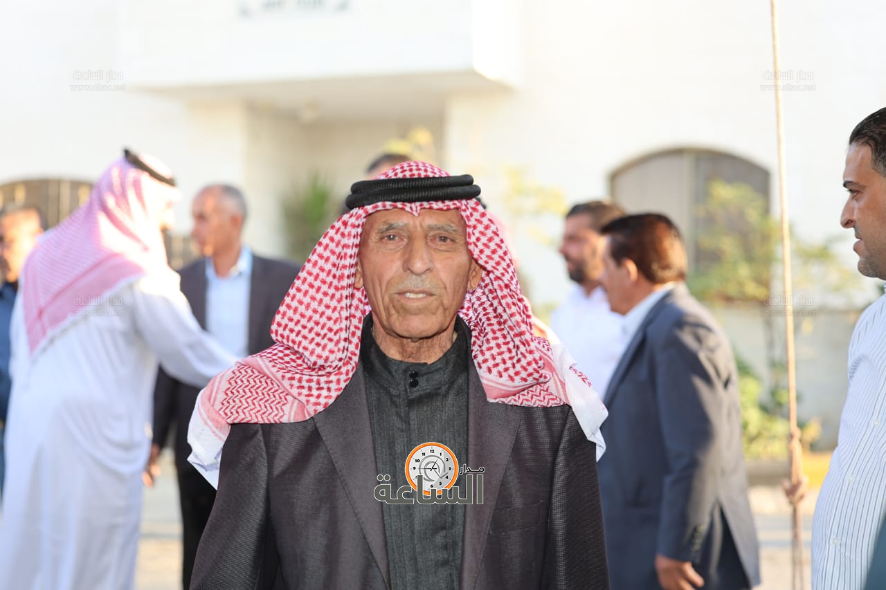 Madar Al-Saa Images 0.2393236114163143