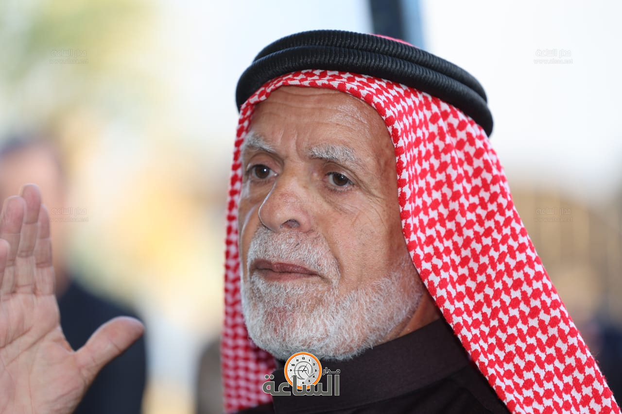 Madar Al-Saa Images 0.5596257964588379