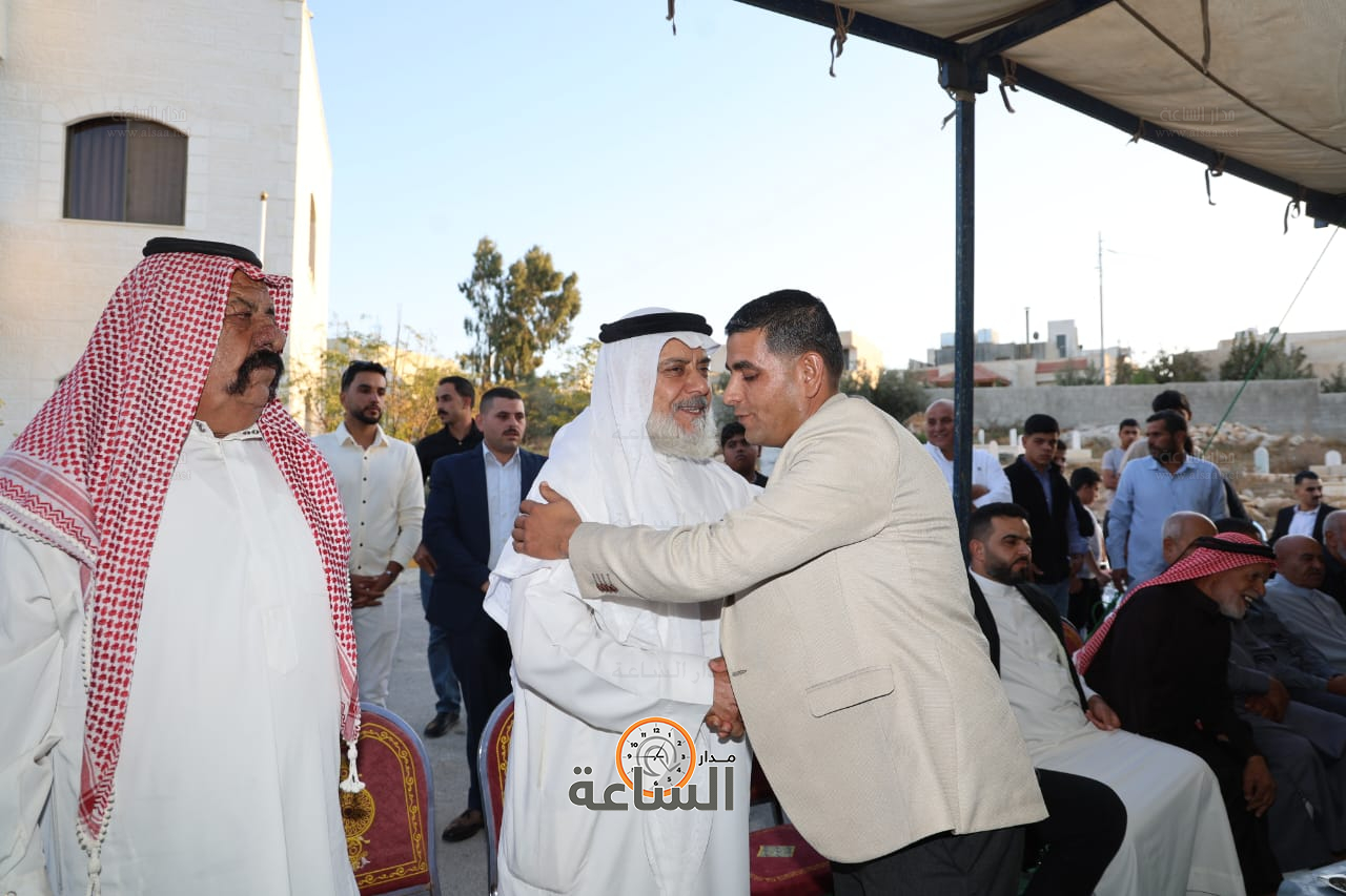 Madar Al-Saa Images 0.6105469577811262