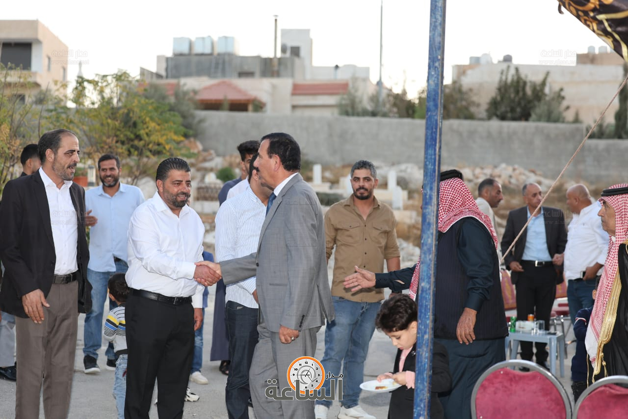 Madar Al-Saa Images 0.7414272873165626