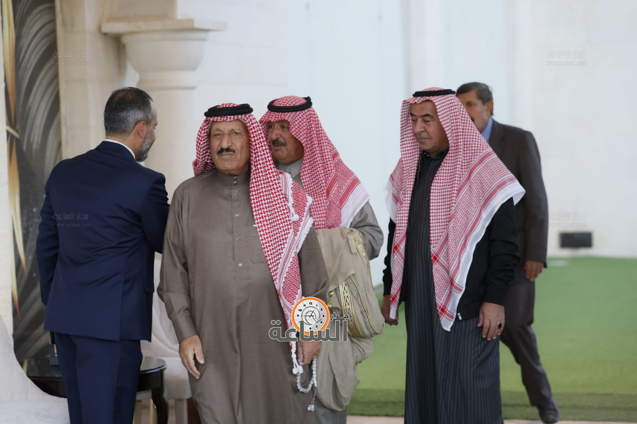 Madar Al-Saa Images 0.391472436346322