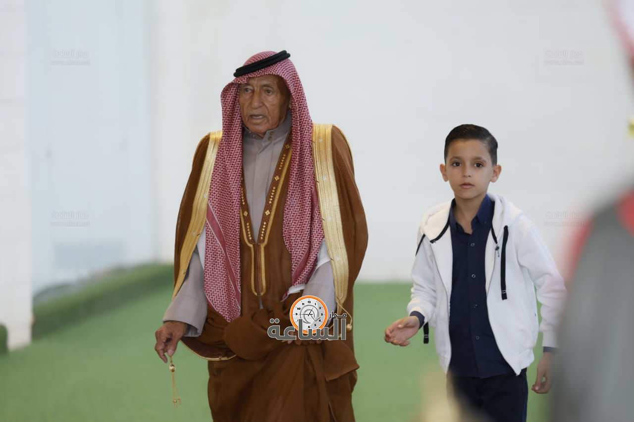 Madar Al-Saa Images 0.8774452936548109