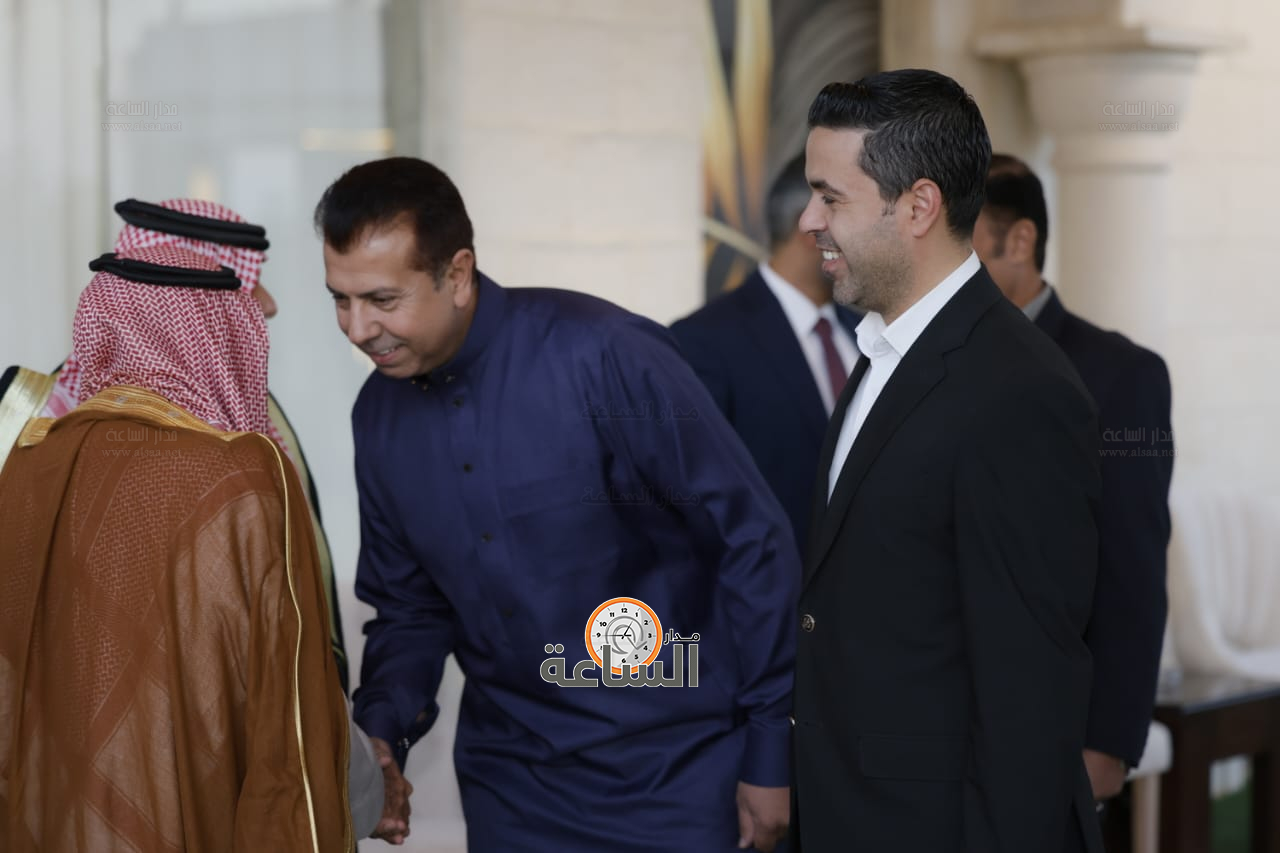 Madar Al-Saa Images 0.08145813507933508