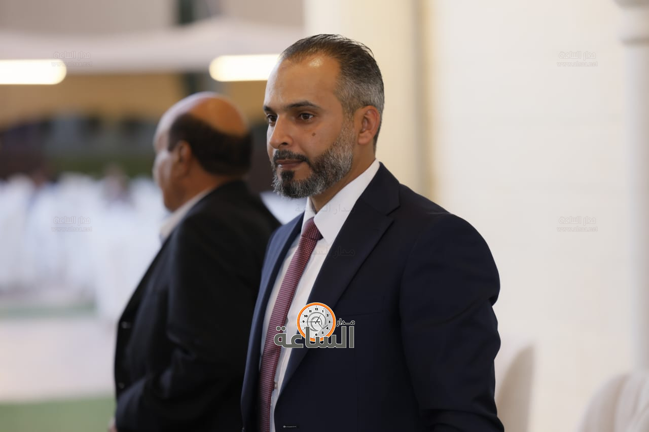 Madar Al-Saa Images 0.4668267189928824