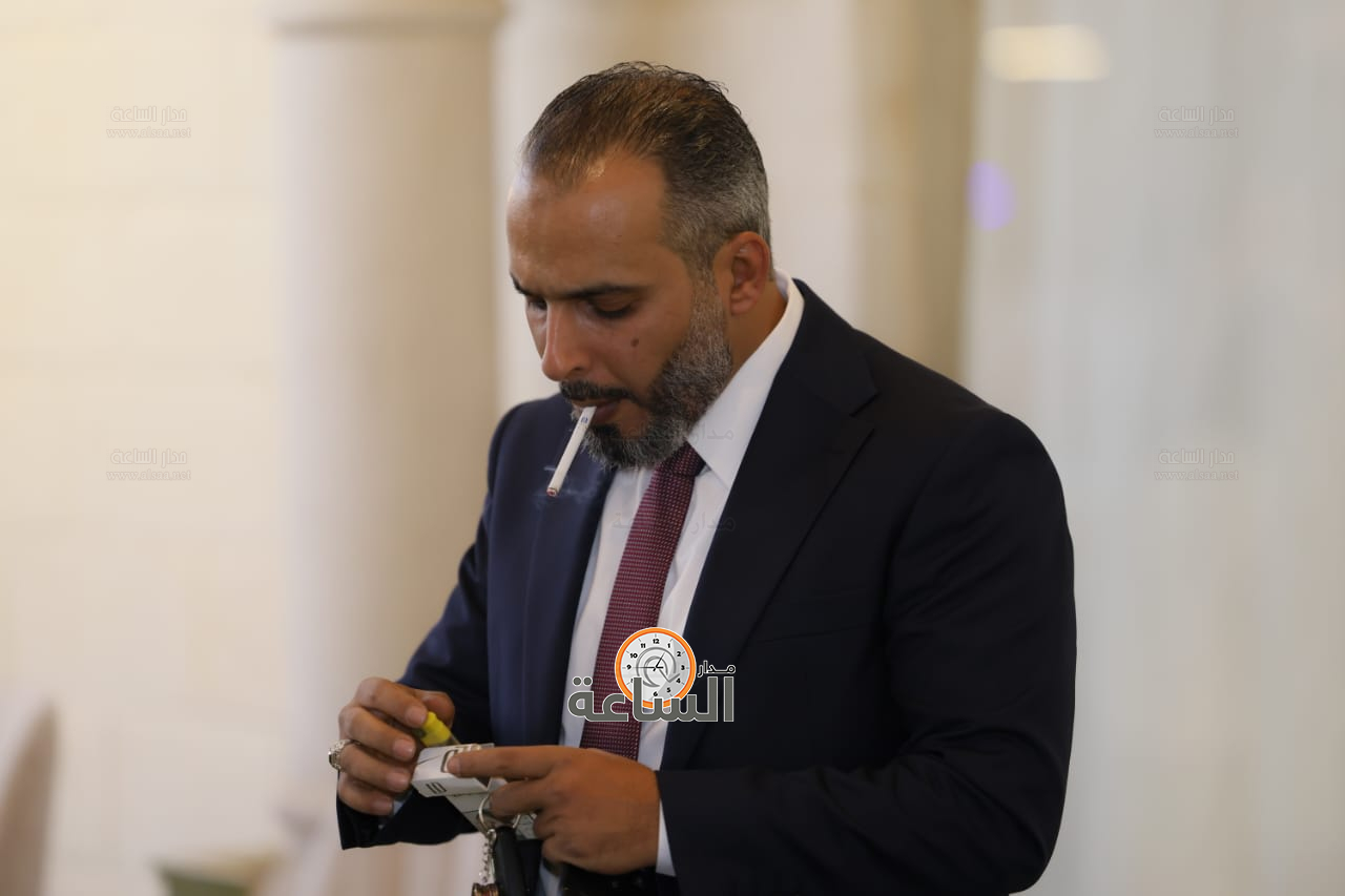 Madar Al-Saa Images 0.48770658385560073