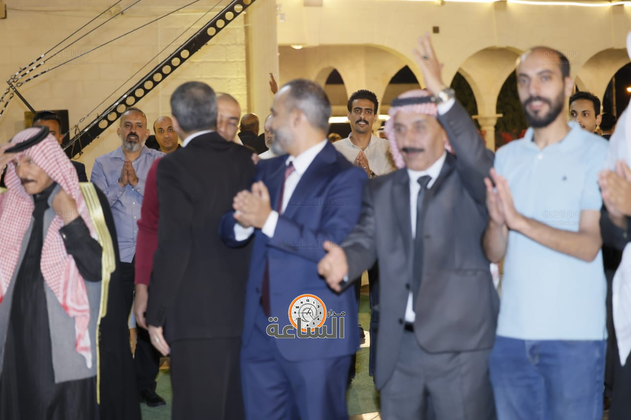 Madar Al-Saa Images 0.6961062327277457