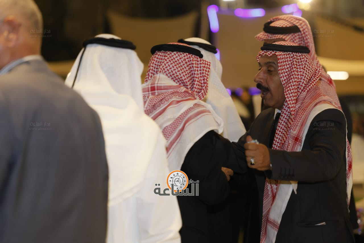 Madar Al-Saa Images 0.9914415091093457