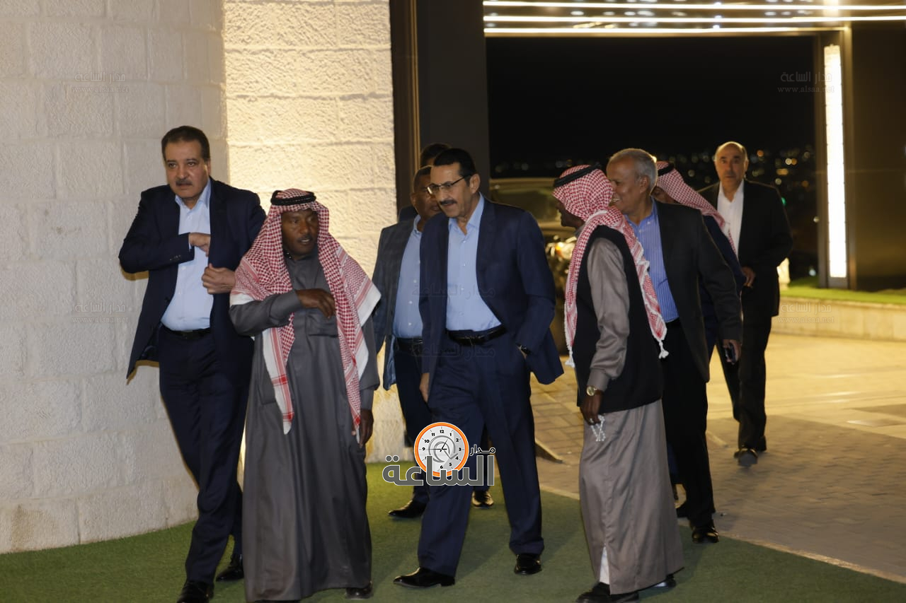 Madar Al-Saa Images 0.45549809736040514