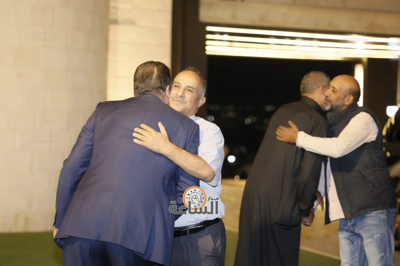 Madar Al-Saa Images 0.014037768112720395