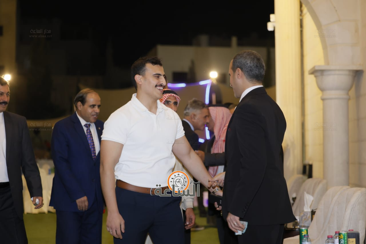 Madar Al-Saa Images 0.7002867151073918