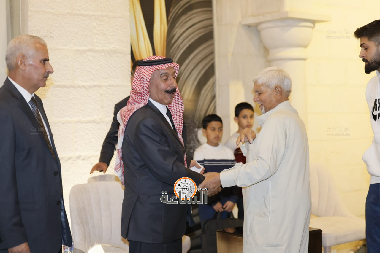 Madar Al-Saa Images 0.9901585558072518